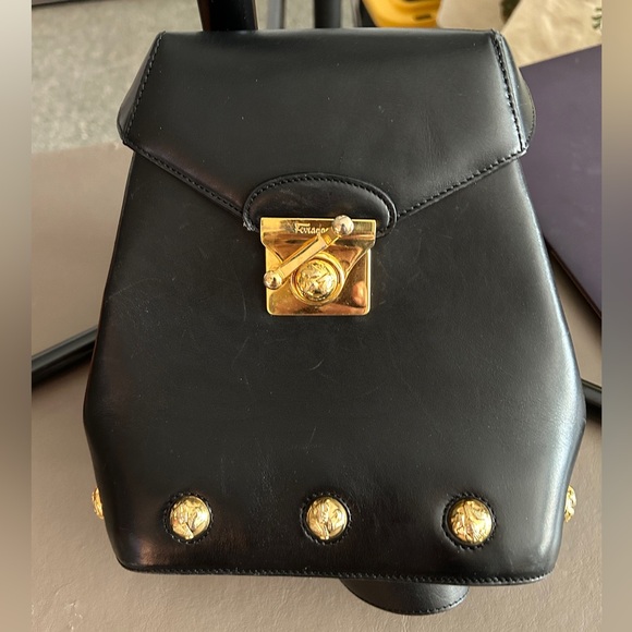 Salvatore Ferragamo BLACK LEATHER Backpack. Rare Shoe Charm on Inside Zipper.HP - Picture 2 of 16